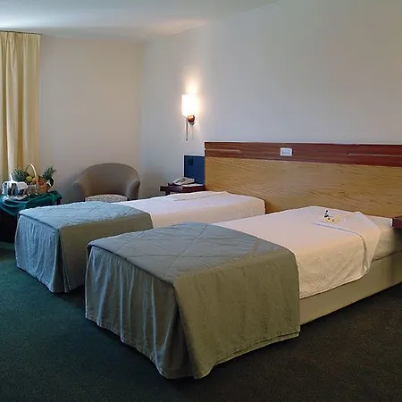 The Lince 4*